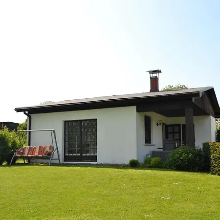 Holiday home Am Auf Grossem Grundstueck, Kaminofen