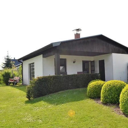 Am Auf Grossem Grundstueck, Kaminofen