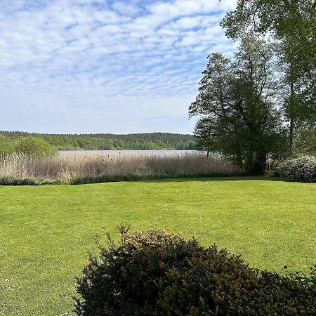 Feriehus Am Auf Grossem Grundstueck, Kaminofen